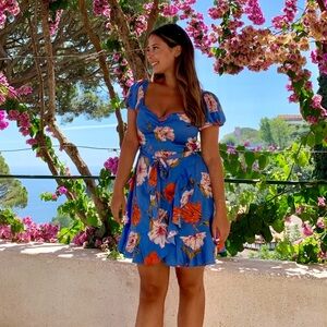 Boohoo blue floral dress
